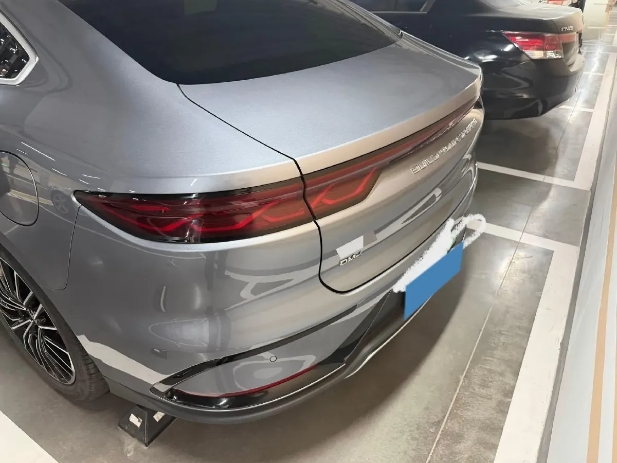 2022 Volkswagen Tiguan L 2.0T 186HP L4 7DCT,autocango,china used car exporter,china ev exporter,chinese used car exporter,chinese used ev exporter