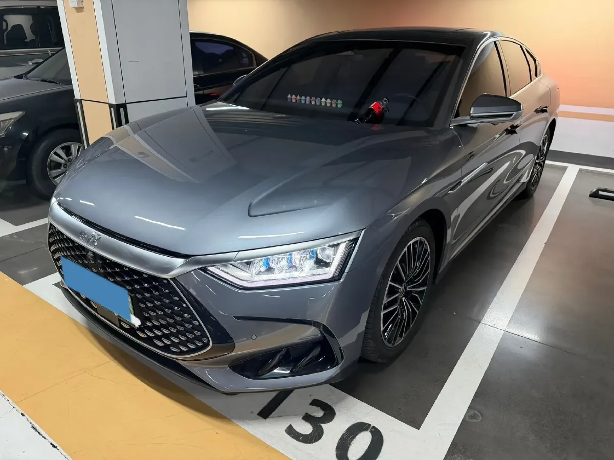 2022 Volkswagen Tiguan L 2.0T 186HP L4 7DCT,autocango,china used car exporter,china ev exporter,chinese used car exporter,chinese used ev exporter