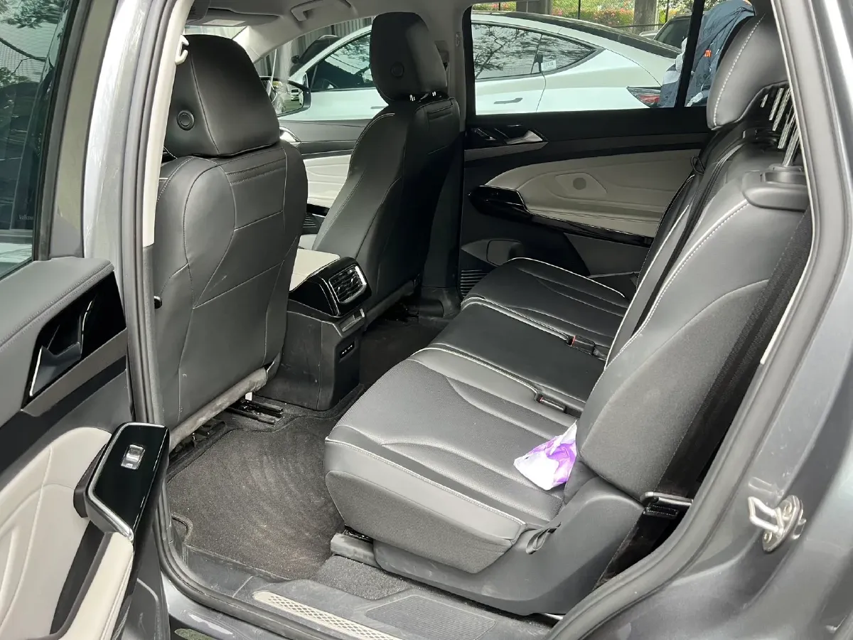 2023 Volkswagen ID.6 X BEV 83.4KWH,autocango,china used car exporter,china ev exporter,chinese used car exporter,chinese used ev exporter