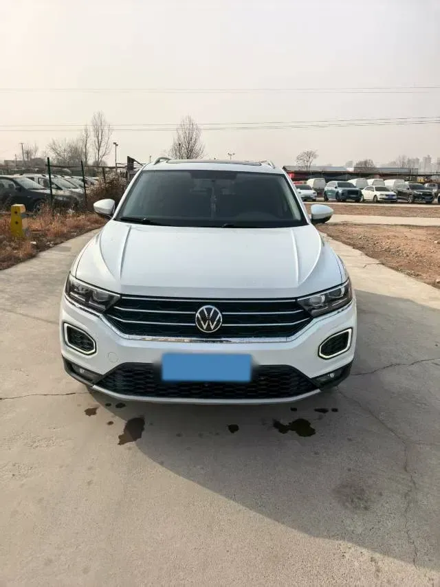 2022 Volkswagen T-Roc 1.4T 150HP L4 7DCT,autocango,china used car exporter,china ev exporter,chinese used car exporter,chinese used ev exporter