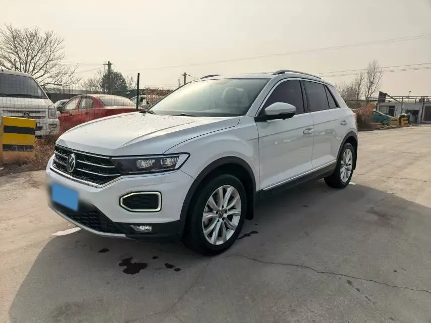 2022 Volkswagen T-Roc 1.4T 150HP L4 7DCT,autocango,china used car exporter,china ev exporter,chinese used car exporter,chinese used ev exporter