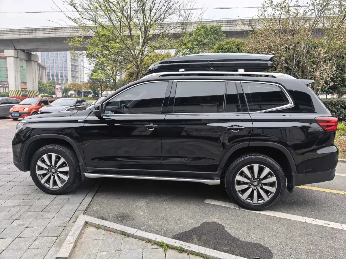 2019 Roewe RX8 2.0T 222HP L4 6AT,autocango,china used car exporter,china ev exporter,chinese used car exporter,chinese used ev exporter