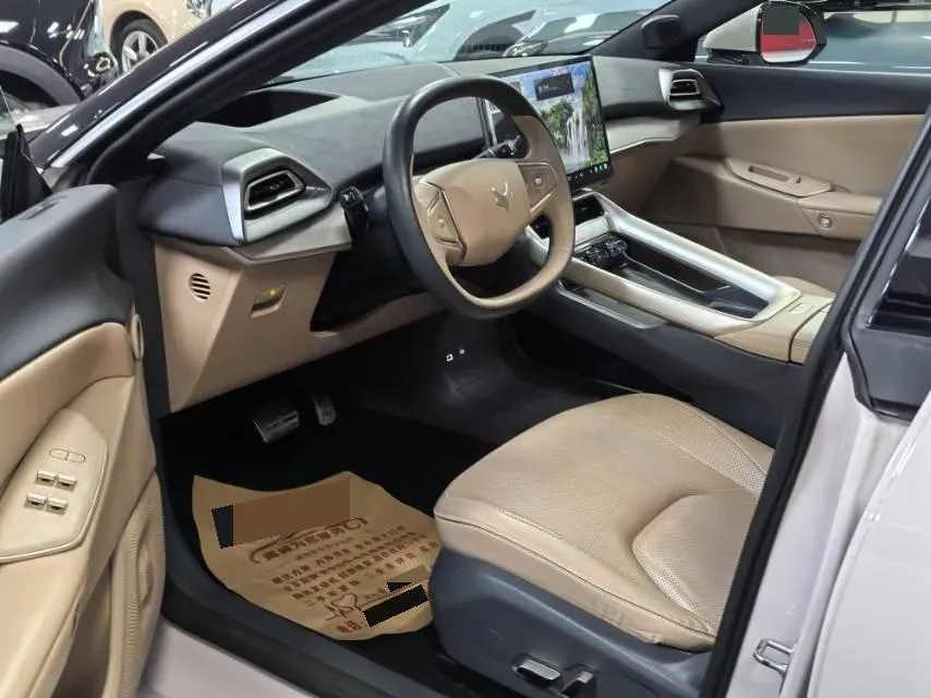 2024 ARCFOX αT5 BEV 79.2KWH,autocango,china used car exporter,china ev exporter,chinese used car exporter,chinese used ev exporter