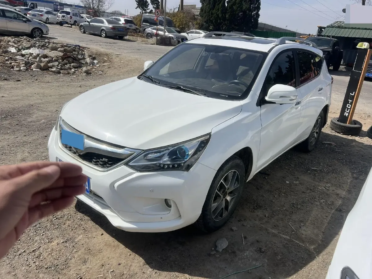2016 BYD Song 1.5T 154HP L4 6MT,autocango,china used car exporter,china ev exporter,chinese used car exporter,chinese used ev exporter