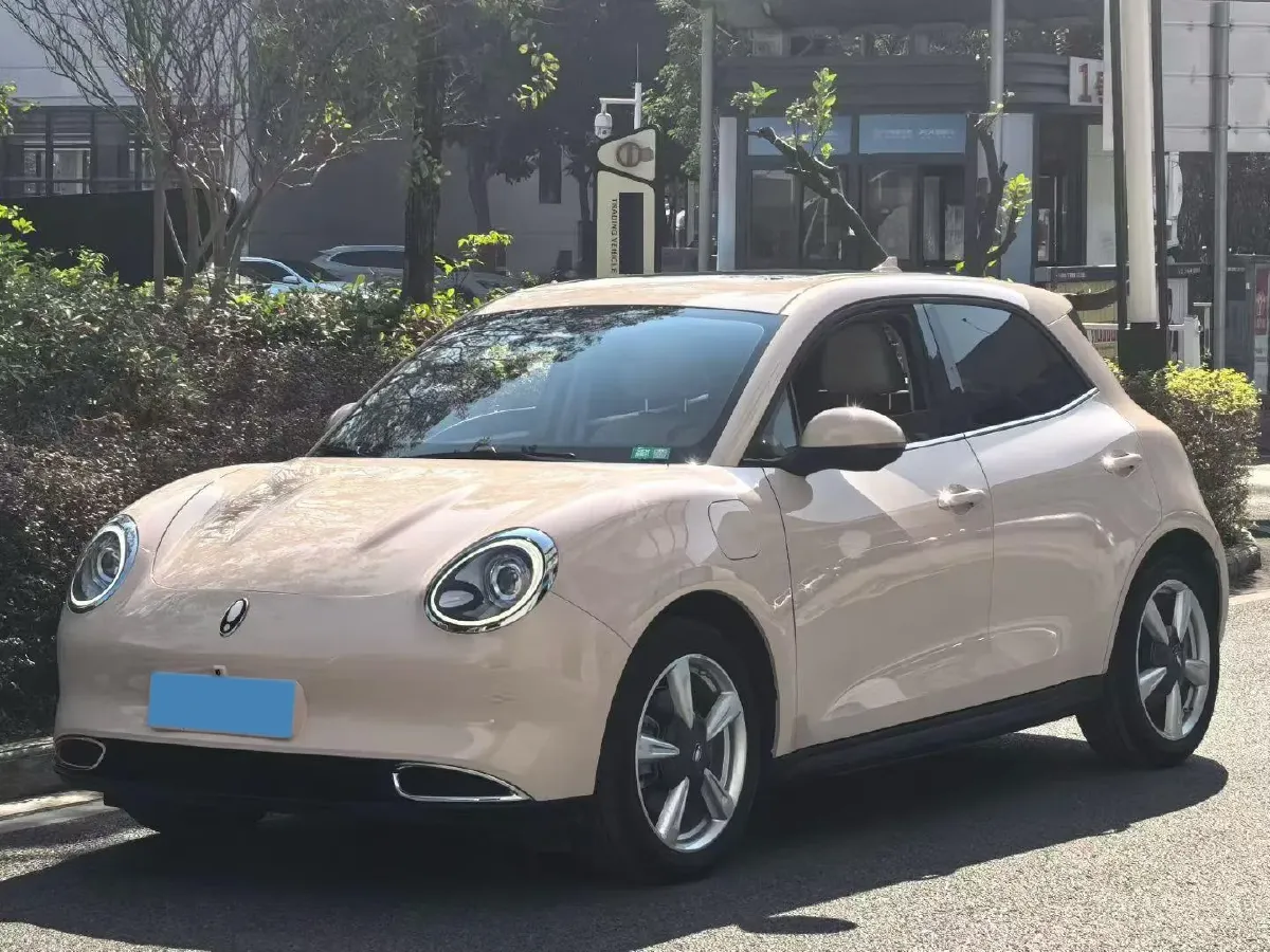 2022 ChangAn Oshan X7 Plus 1.5T 188HP L4 7DCT,autocango,china used car exporter,china ev exporter,chinese used car exporter,chinese used ev exporter