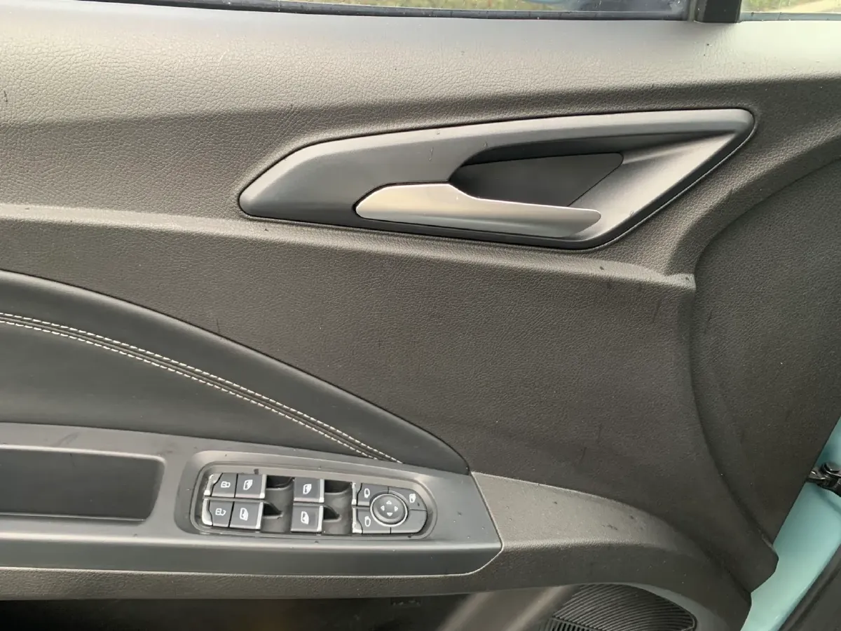 2022 Leapmotor T03 BEV 41KWH,autocango,china used car exporter,china ev exporter,chinese used car exporter,chinese used ev exporter