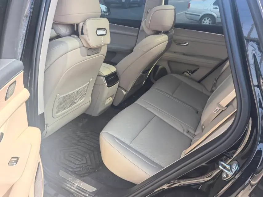 2024 HIMA AITO M5 1.5T 152HP L4 REEV 42KWH,autocango,china used car exporter,china ev exporter,chinese used car exporter,chinese used ev exporter