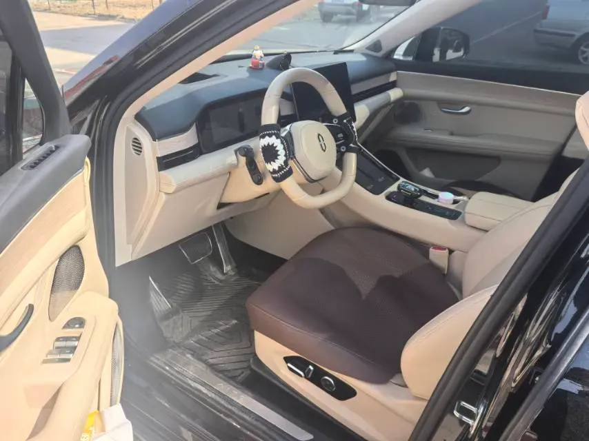 2024 HIMA AITO M5 1.5T 152HP L4 REEV 42KWH,autocango,china used car exporter,china ev exporter,chinese used car exporter,chinese used ev exporter