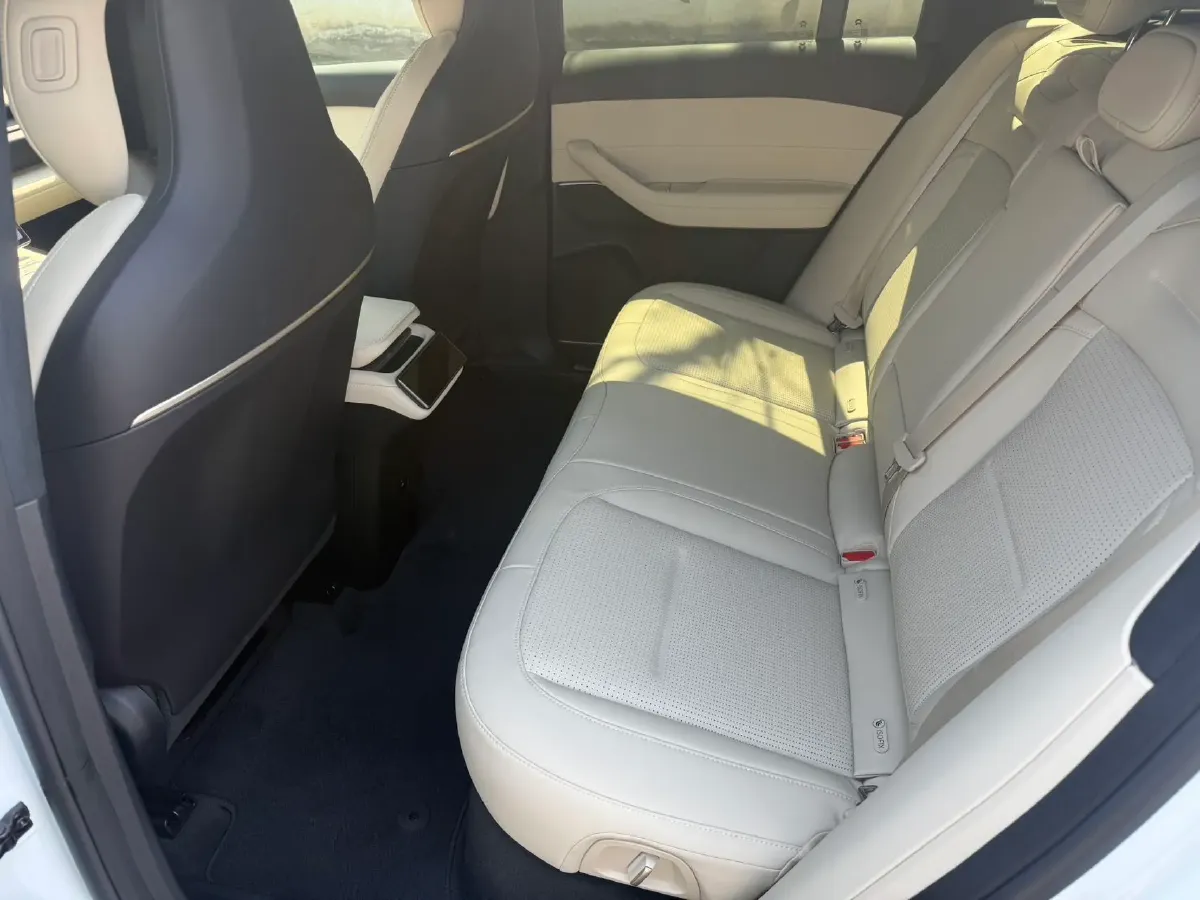 2023 NIO ES6 BEV 75KWH,autocango,china used car exporter,china ev exporter,chinese used car exporter,chinese used ev exporter