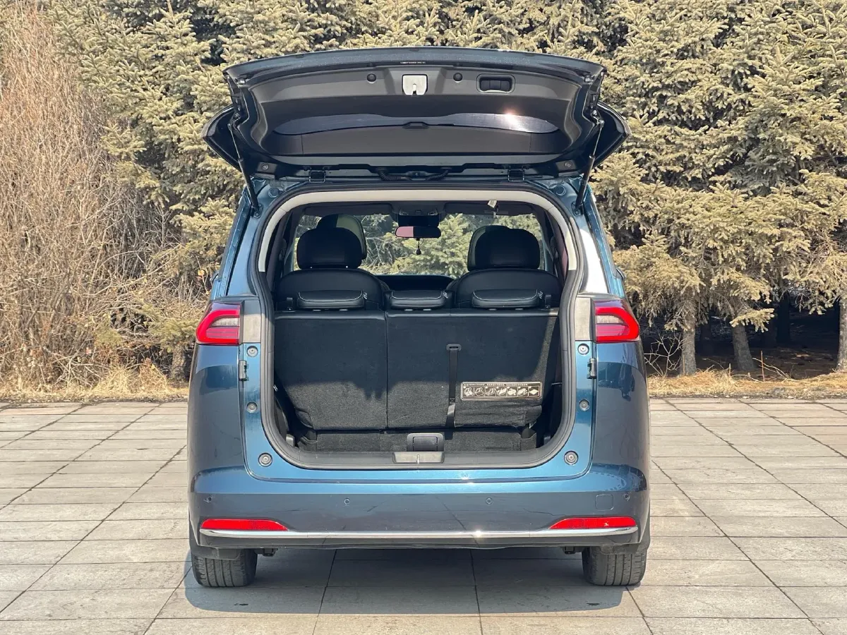 2021 GAC Trumpchi M6 1.5T 169HP L4 6AT,autocango,china used car exporter,china ev exporter,chinese used car exporter,chinese used ev exporter