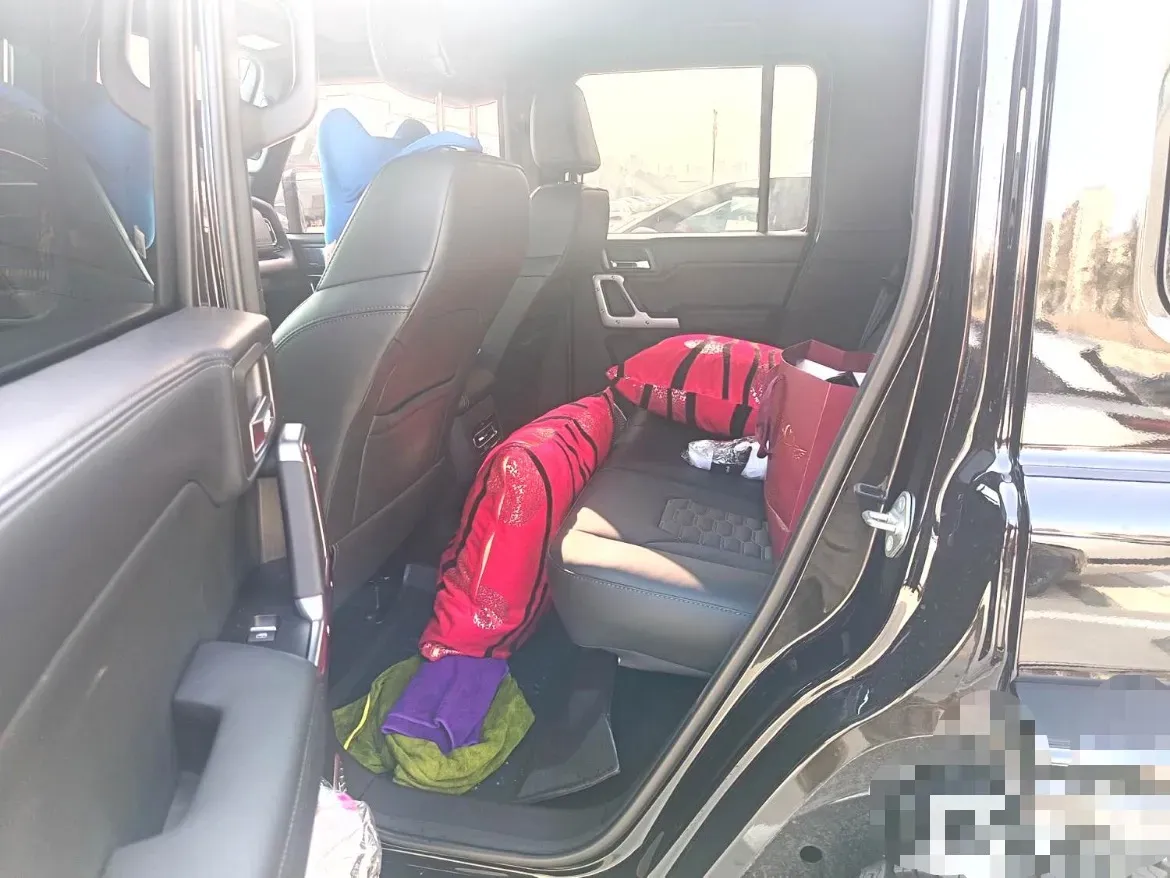 2025 212 212 T01 2.0T 252HP L4 8AT,autocango,china used car exporter,china ev exporter,chinese used car exporter,chinese used ev exporter