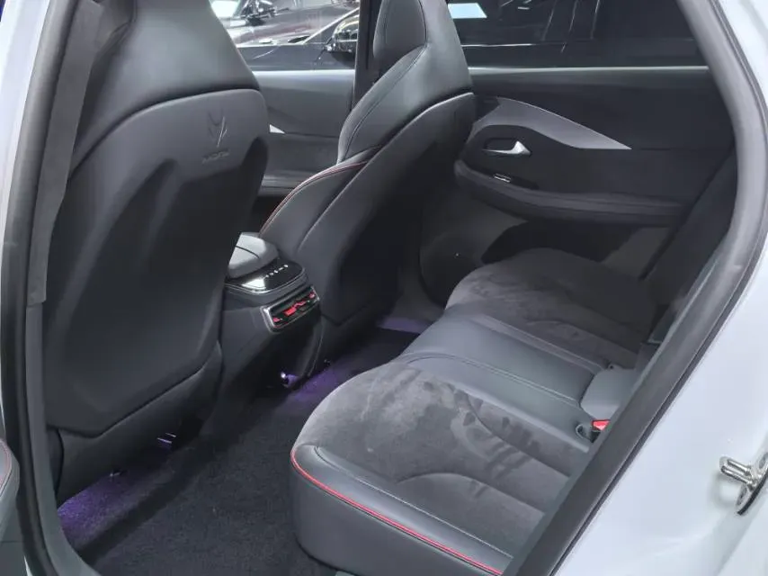 2022 ARCFOX αS BEV 74.5KWH,autocango,china used car exporter,china ev exporter,chinese used car exporter,chinese used ev exporter