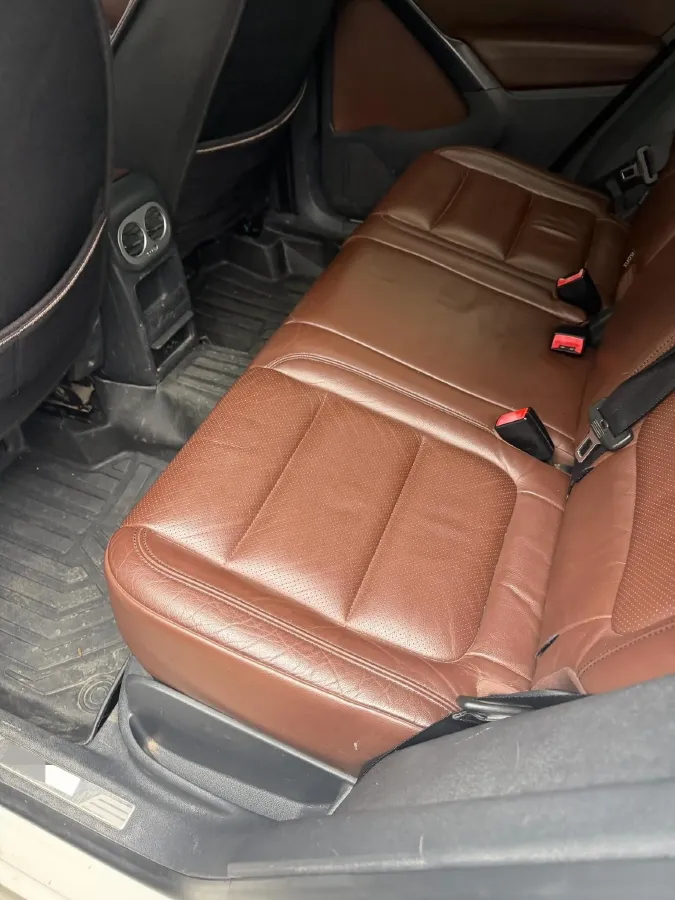 2015 Volkswagen Tiguan 1.8T 160HP L4 6AT,autocango,china used car exporter,china ev exporter,chinese used car exporter,chinese used ev exporter