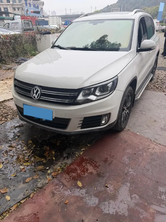 2015 Volkswagen Tiguan 1.8T 160HP L4 6AT,autocango,china used car exporter,china ev exporter,chinese used car exporter,chinese used ev exporter