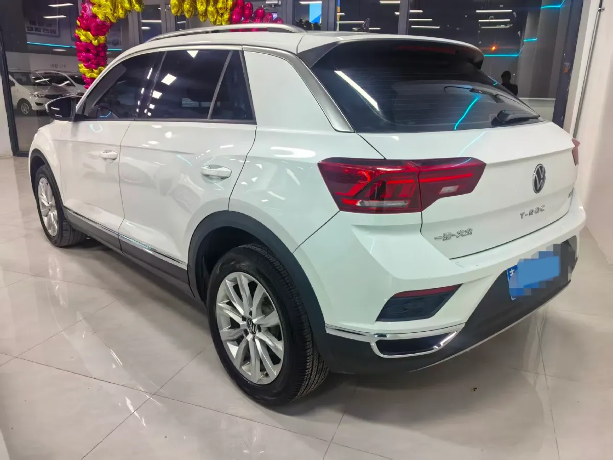 2022 Volkswagen T-Roc 1.4T 150HP L4 7DCT,autocango,china used car exporter,china ev exporter,chinese used car exporter,chinese used ev exporter