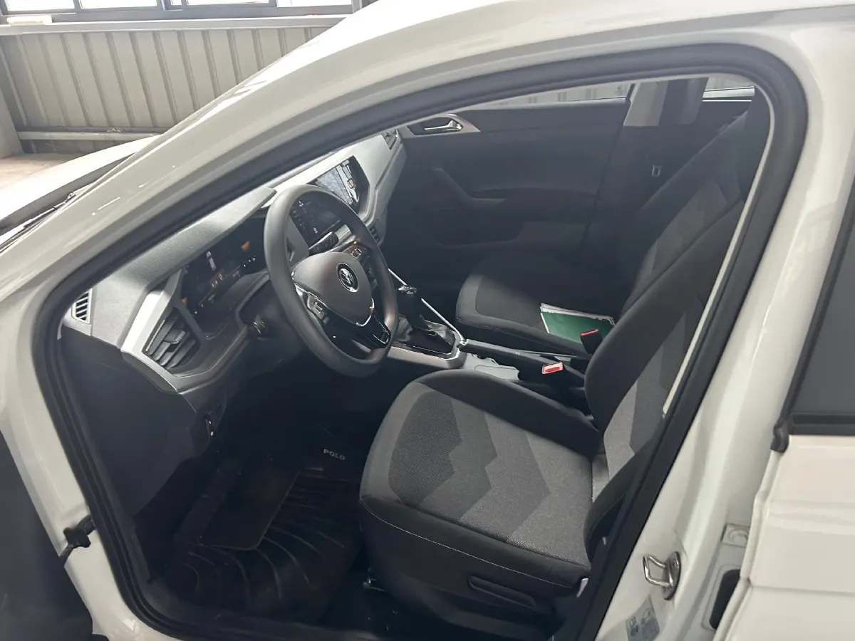 2023 Volkswagen Polo 1.5L 113HP L4 6AT,autocango,china used car exporter,china ev exporter,chinese used car exporter,chinese used ev exporter