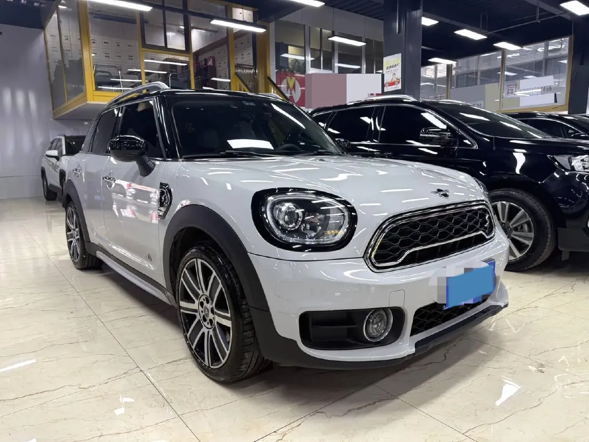 2020 MINI COUNTRYMAN 2.0T 192HP L4 8AT,autocango,china used car exporter,china ev exporter,chinese used car exporter,chinese used ev exporter