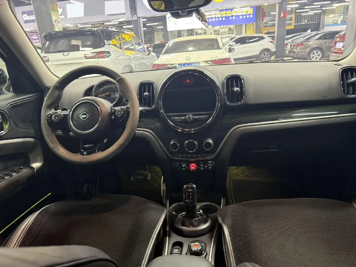 2020 MINI COUNTRYMAN 2.0T 192HP L4 8AT,autocango,china used car exporter,china ev exporter,chinese used car exporter,chinese used ev exporter