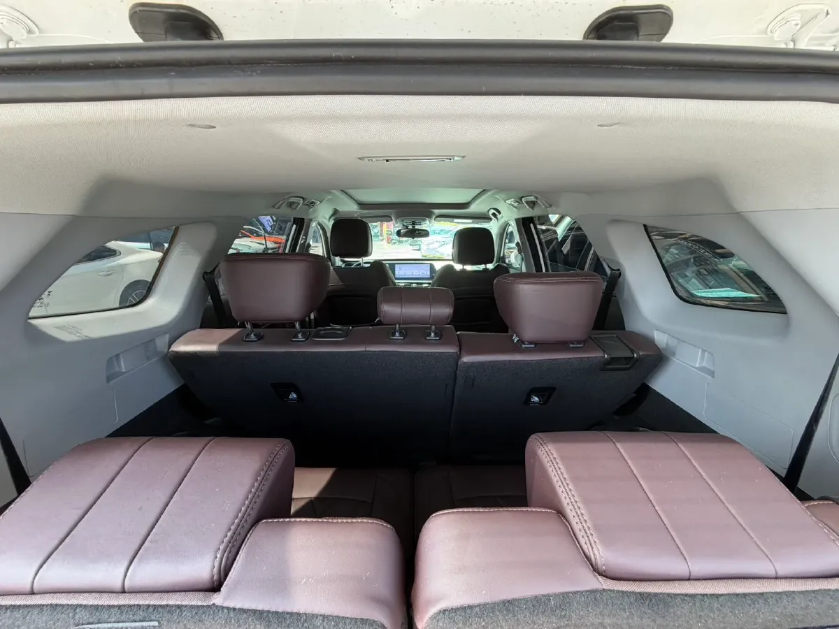 2024 Chery Tiggo 8 PRO 1.6T 197HP L4 7DCT,autocango,china used car exporter,china ev exporter,chinese used car exporter,chinese used ev exporter