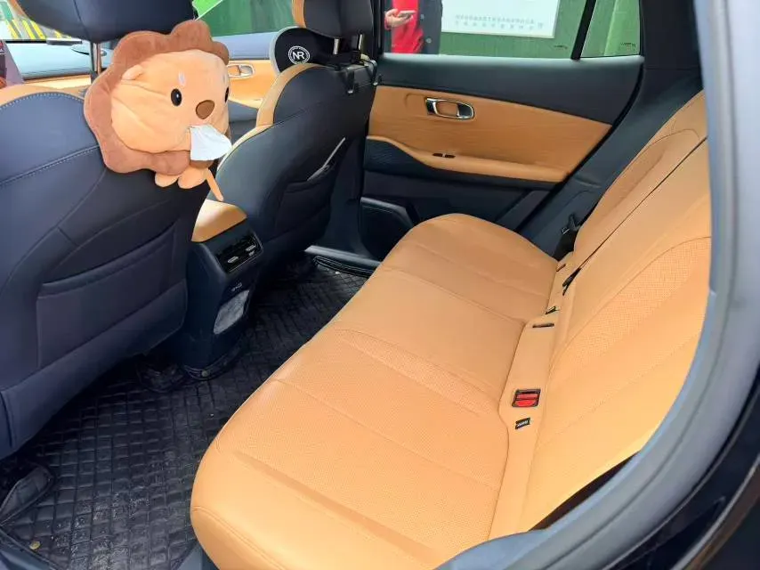 2025 WuLing XingGuangS 1.5L 106HP L4 E-CVT PHEV,autocango,china used car exporter,china ev exporter,chinese used car exporter,chinese used ev exporter