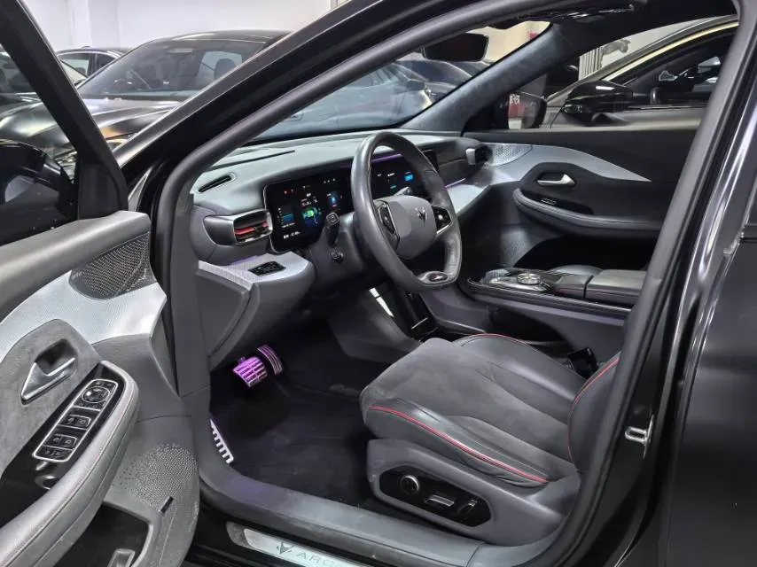 2023 ARCFOX αS BEV 74.5KWH,autocango,china used car exporter,china ev exporter,chinese used car exporter,chinese used ev exporter