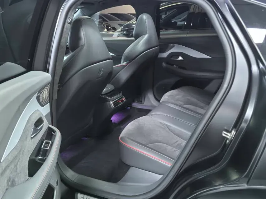 2023 ARCFOX αS BEV 74.5KWH,autocango,china used car exporter,china ev exporter,chinese used car exporter,chinese used ev exporter