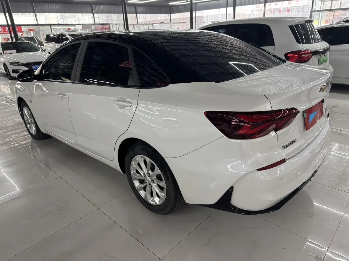 2024 Chevrolet Monza 1.5L 113HP L4 6DCT,autocango,china used car exporter,china ev exporter,chinese used car exporter,chinese used ev exporter