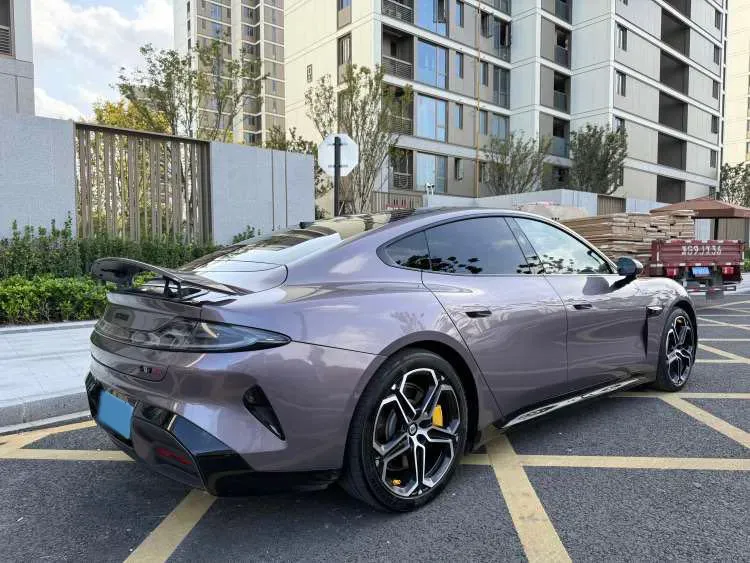 2024 MI SU7 BEV 101KWH,autocango,china used car exporter,china ev exporter,chinese used car exporter,chinese used ev exporter