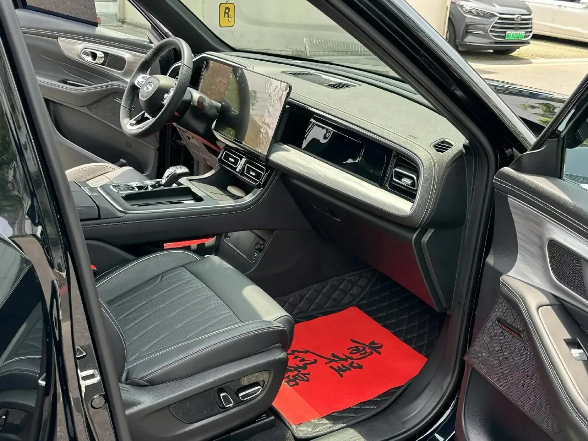 2025 GAC Trumpchi GS8 2.0T 252HP L4 8AT,autocango,china used car exporter,china ev exporter,chinese used car exporter,chinese used ev exporter