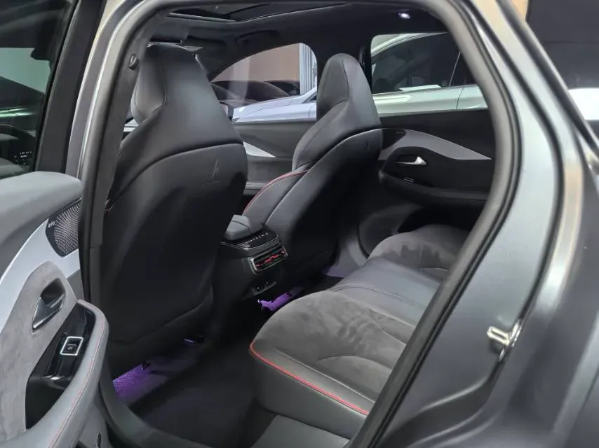 2022 ARCFOX αS BEV 74.5KWH,autocango,china used car exporter,china ev exporter,chinese used car exporter,chinese used ev exporter