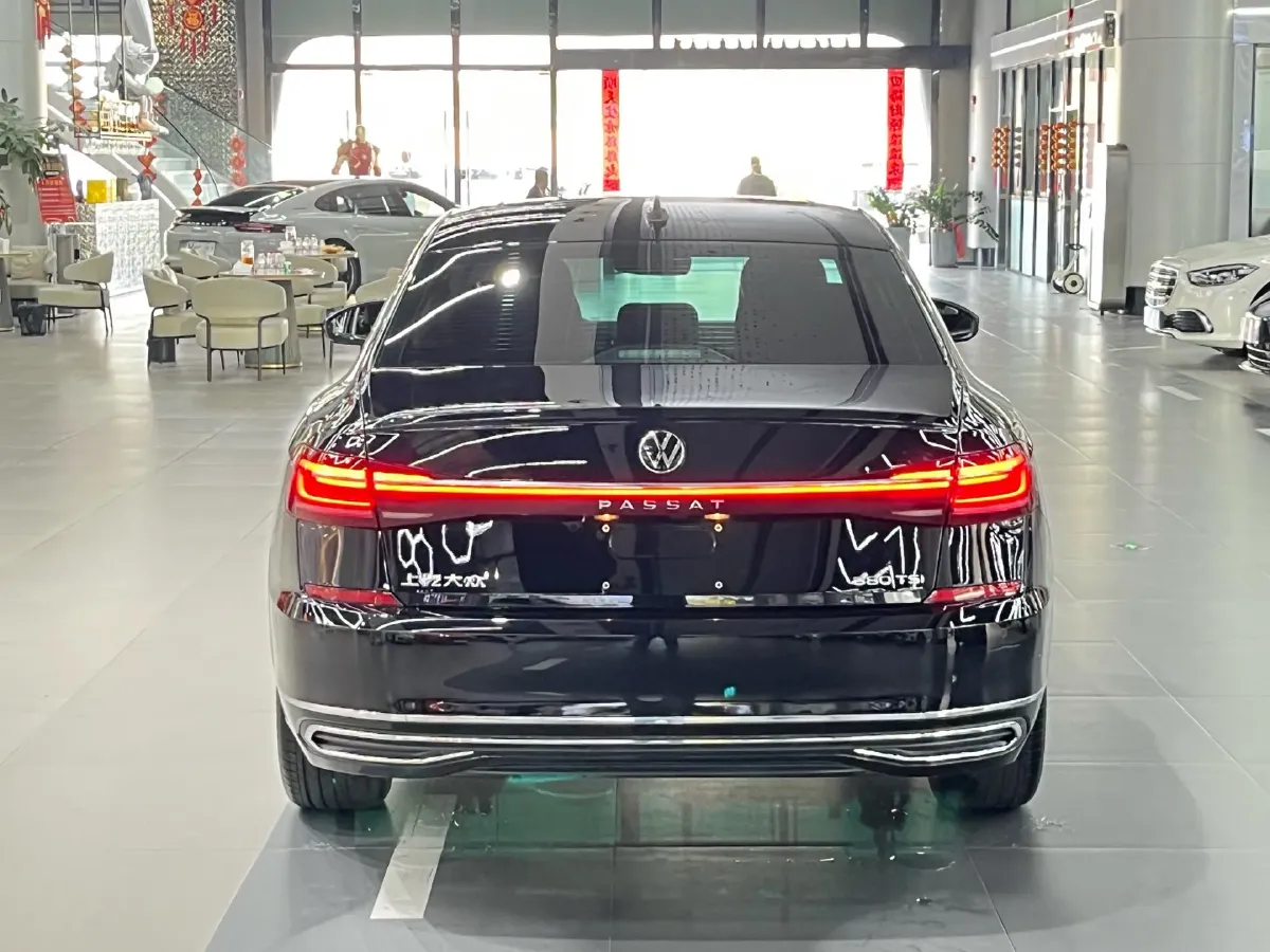2024 Volkswagen Passat 2.0T 220HP L4 7DCT,autocango,china used car exporter,china ev exporter,chinese used car exporter,chinese used ev exporter