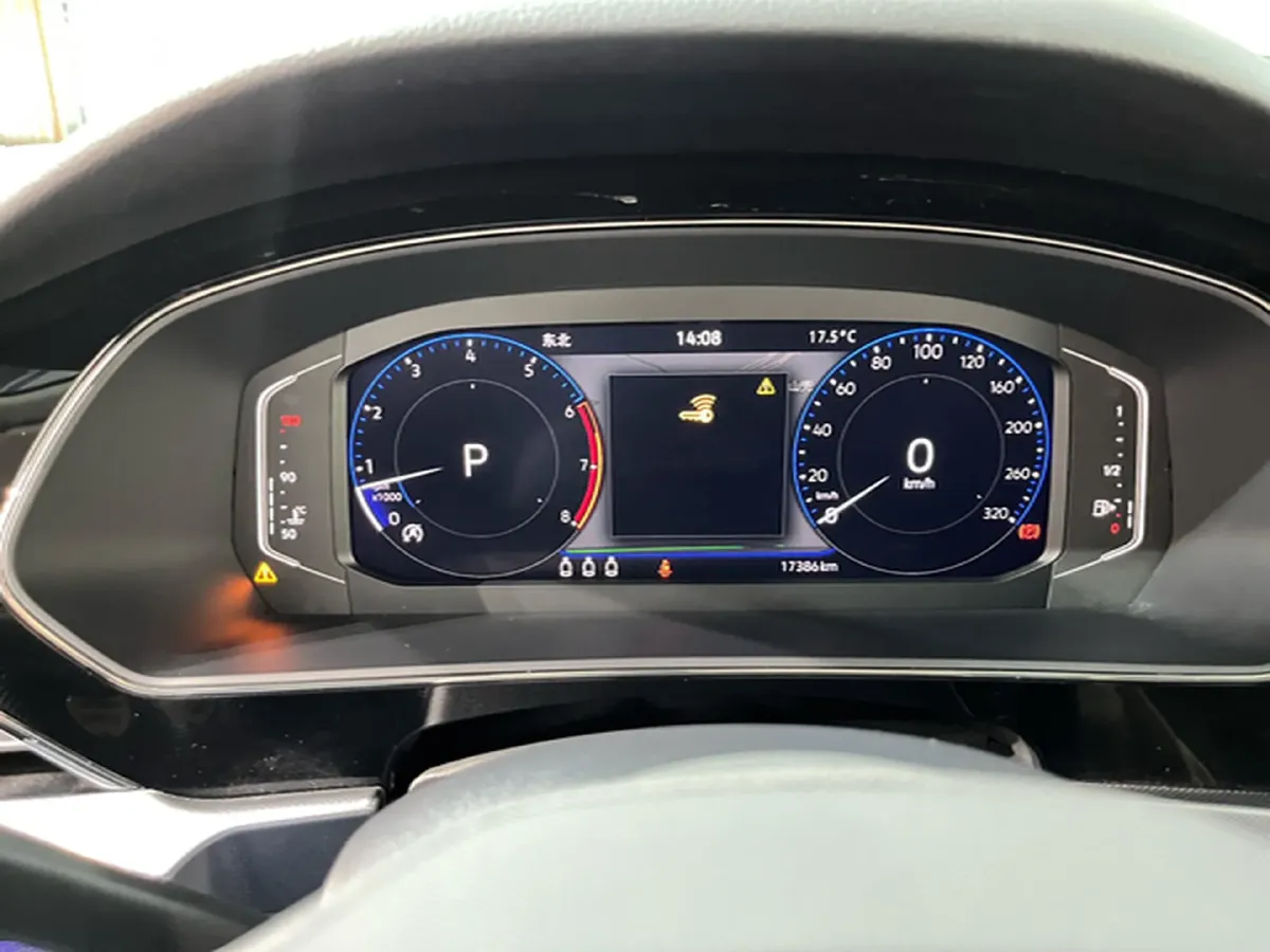 2024 Volkswagen Passat 2.0T 220HP L4 7DCT,autocango,china used car exporter,china ev exporter,chinese used car exporter,chinese used ev exporter