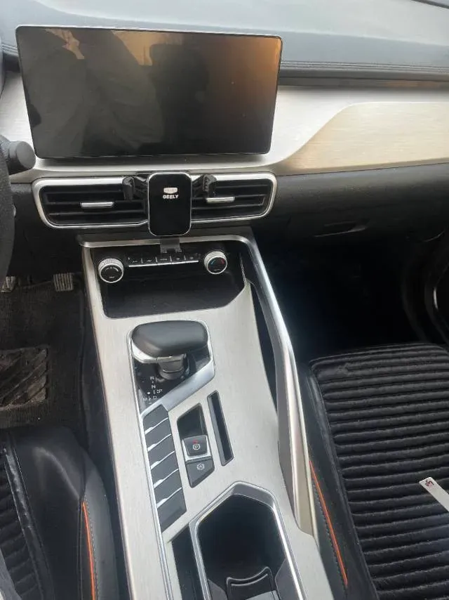 2025 Geely Coolray 1.5L 126HP L4 CVT,autocango,china used car exporter,china ev exporter,chinese used car exporter,chinese used ev exporter