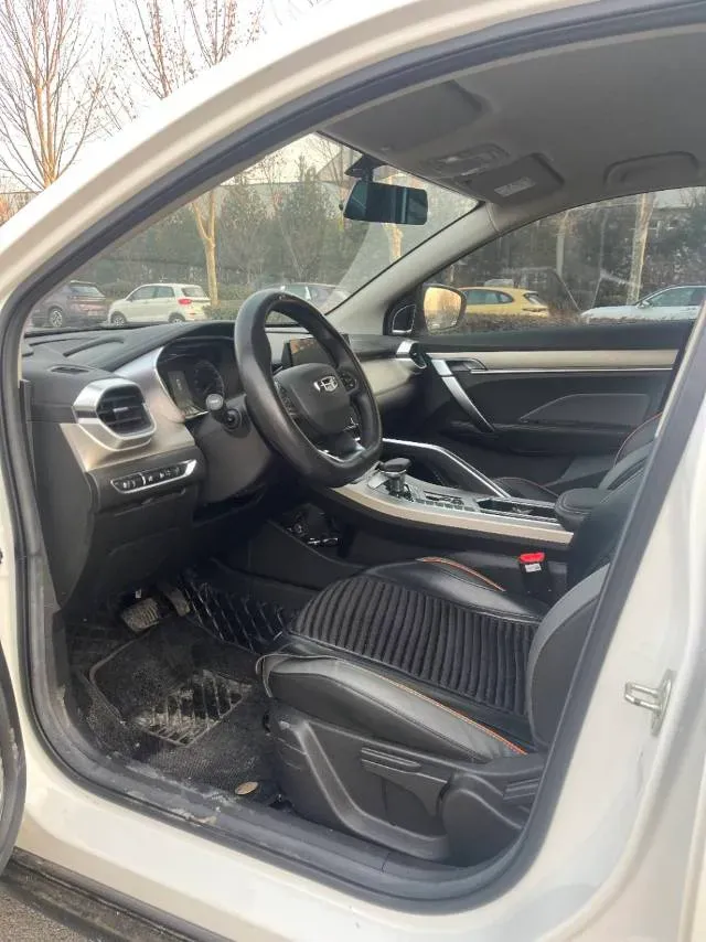 2025 Geely Coolray 1.5L 126HP L4 CVT,autocango,china used car exporter,china ev exporter,chinese used car exporter,chinese used ev exporter