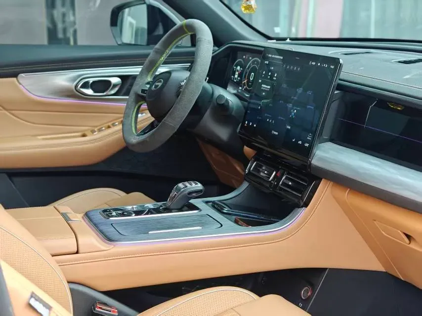 2025 GAC Trumpchi GS8 2.0T 252HP L4 8AT,autocango,china used car exporter,china ev exporter,chinese used car exporter,chinese used ev exporter