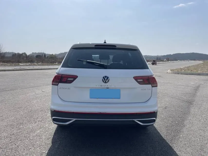 2023 Volkswagen Tiguan L 1.5T 160HP L4 7DCT,autocango,china used car exporter,china ev exporter,chinese used car exporter,chinese used ev exporter