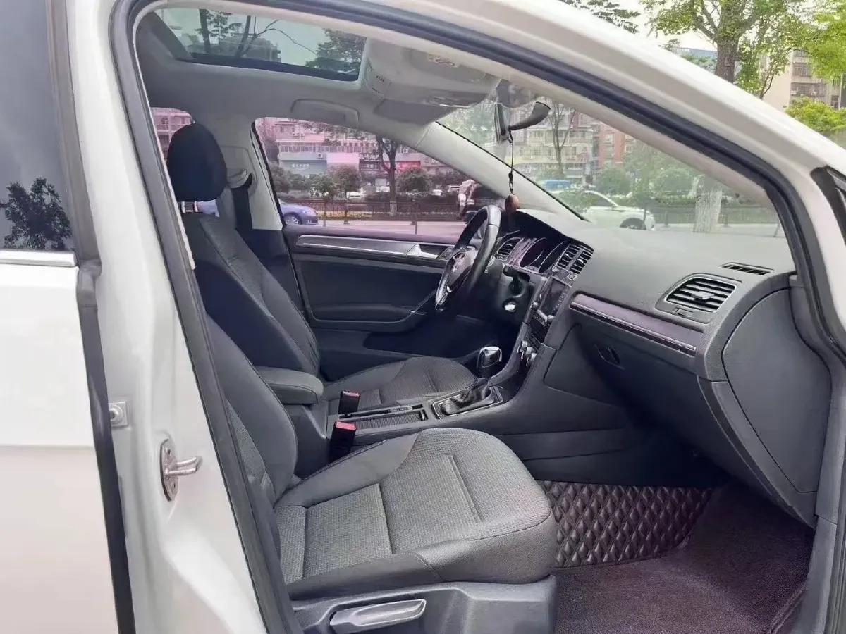 2018 Volkswagen Golf 1.4T 131HP L4 7DCT,autocango,china used car exporter,china ev exporter,chinese used car exporter,chinese used ev exporter