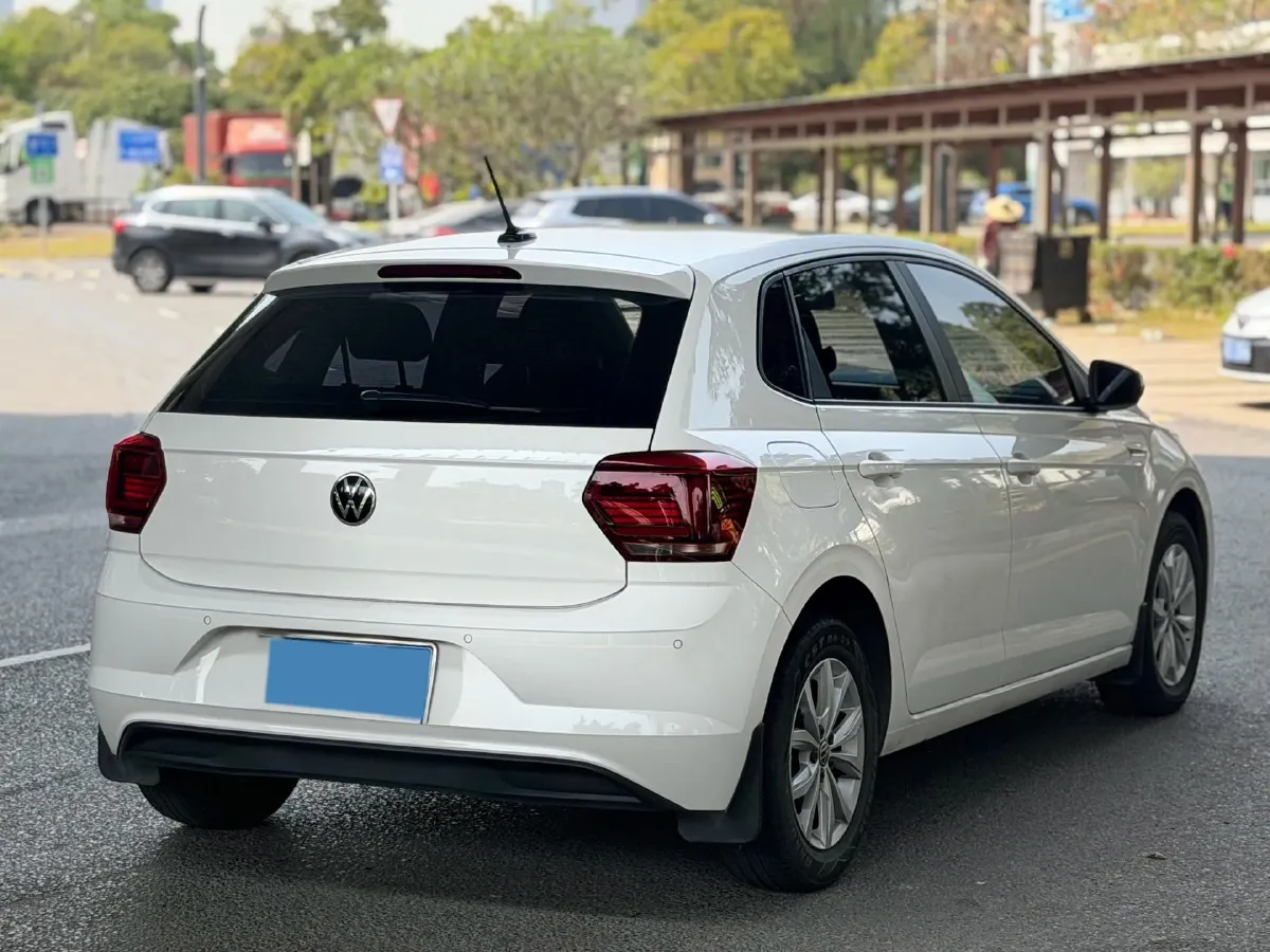 2021 Haval H6 1.5T 169HP L4 7DCT,autocango,china used car exporter,china ev exporter,chinese used car exporter,chinese used ev exporter