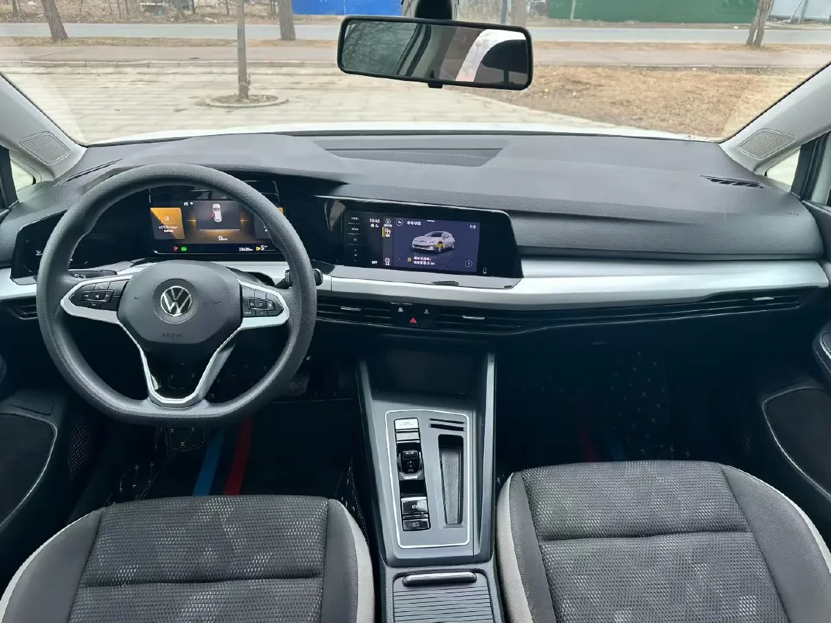 2021 Volkswagen Golf 1.2T 116HP L4 7DCT,autocango,china used car exporter,china ev exporter,chinese used car exporter,chinese used ev exporter