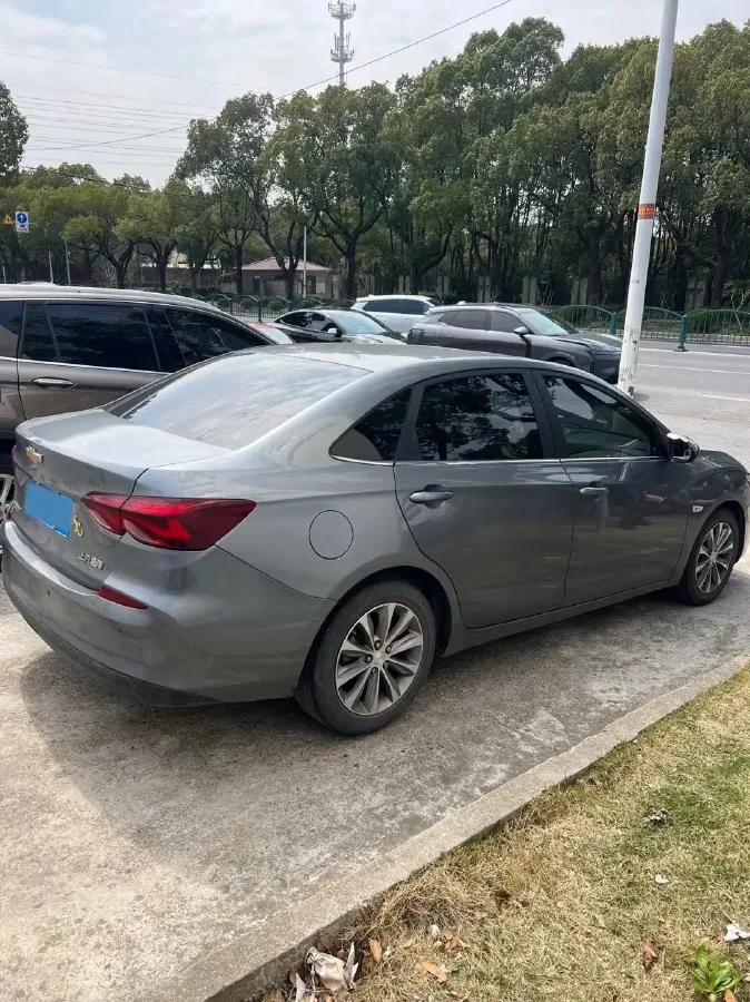 2021 Chevrolet Monza 1.5L 113HP L4 6AT,autocango,china used car exporter,china ev exporter,chinese used car exporter,chinese used ev exporter