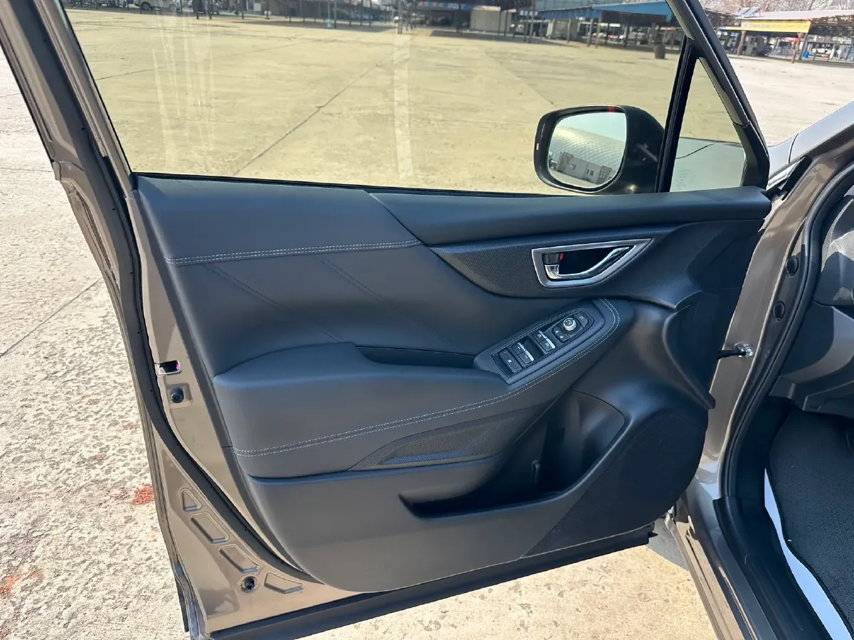 2021 Subaru Forester 2.0L 154HP H4 CVT,autocango,china used car exporter,china ev exporter,chinese used car exporter,chinese used ev exporter