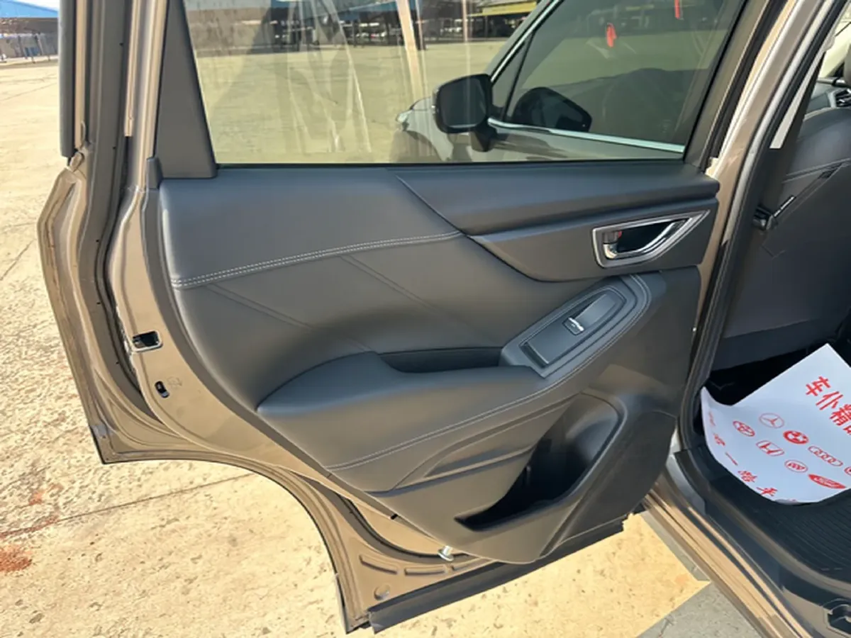 2021 Subaru Forester 2.0L 154HP H4 CVT,autocango,china used car exporter,china ev exporter,chinese used car exporter,chinese used ev exporter