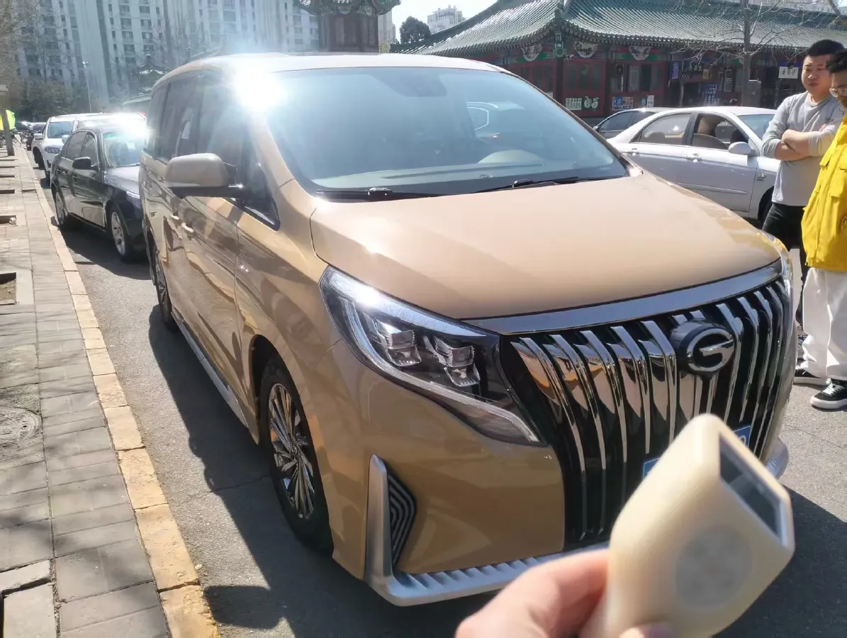 2021 GAC Trumpchi M8 2.0T 252HP L4 8AT,autocango,china used car exporter,china ev exporter,chinese used car exporter,chinese used ev exporter