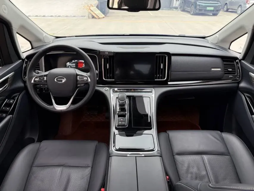 2021 GAC Trumpchi M8 2.0T 252HP L4 8AT,autocango,china used car exporter,china ev exporter,chinese used car exporter,chinese used ev exporter