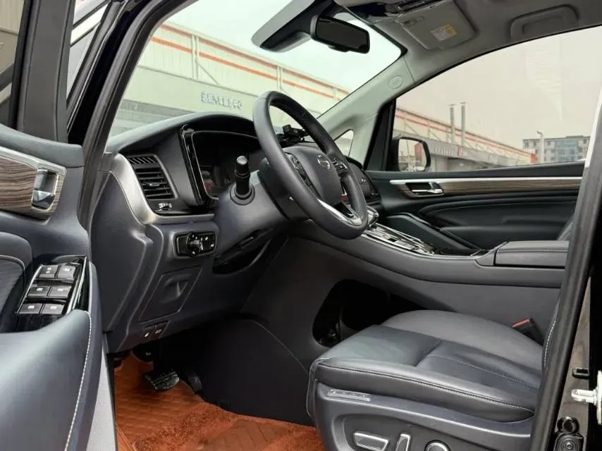 2021 GAC Trumpchi M8 2.0T 252HP L4 8AT,autocango,china used car exporter,china ev exporter,chinese used car exporter,chinese used ev exporter