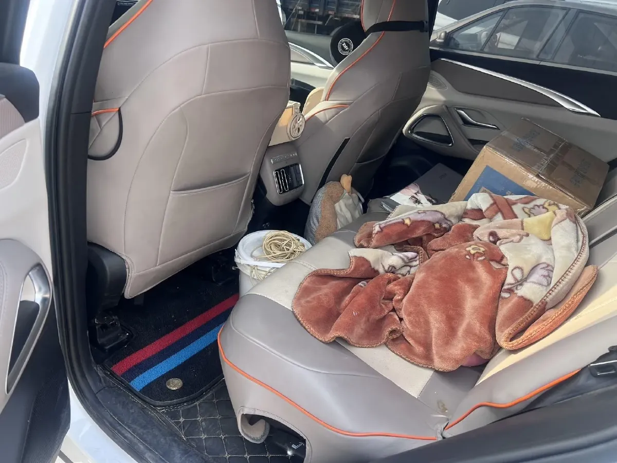 2024 BYD Song Pro 1.5L 110HP L4 E-CVT PHEV 12.9KWH,autocango,china used car exporter,china ev exporter,chinese used car exporter,chinese used ev exporter