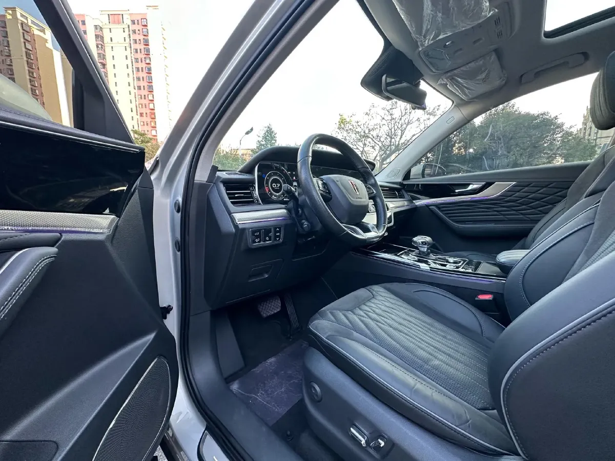 2022 HongQi HS5 2.0T 224HP L4 6AT,autocango,china used car exporter,china ev exporter,chinese used car exporter,chinese used ev exporter