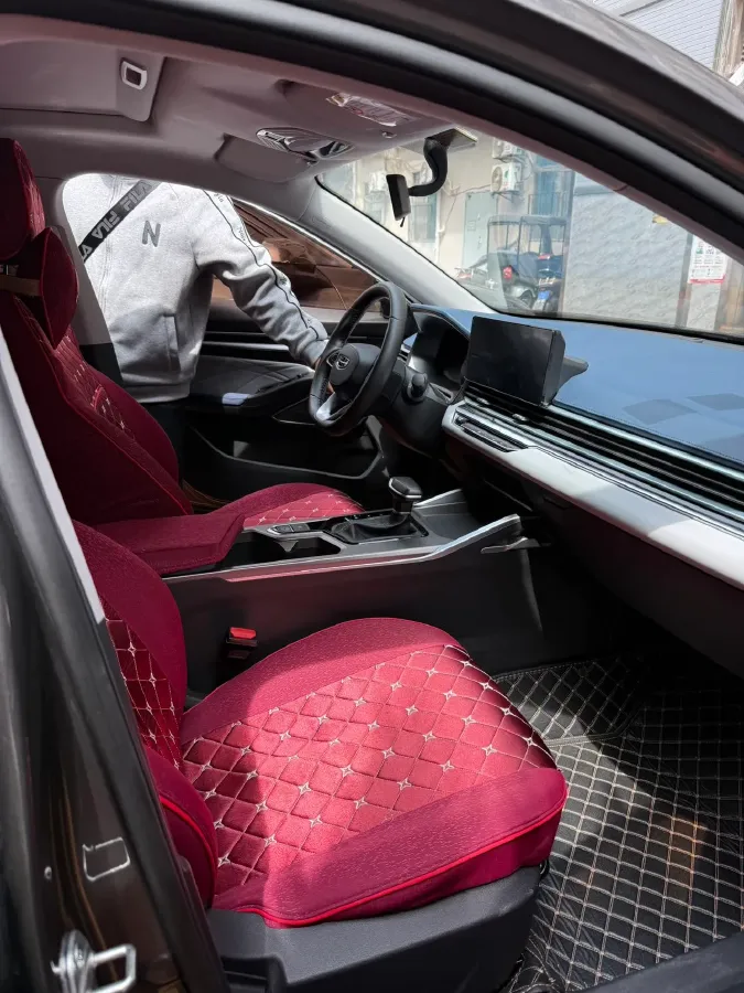 2022 Geely Emgrand 1.5L 114HP L4 CVT,autocango,china used car exporter,china ev exporter,chinese used car exporter,chinese used ev exporter