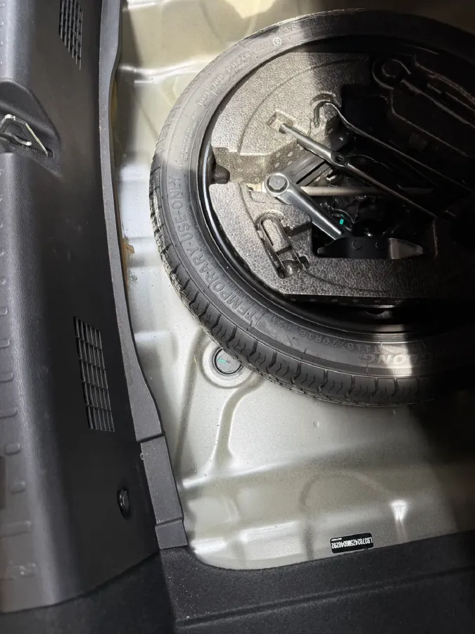 2022 Geely Emgrand 1.5L 114HP L4 CVT,autocango,china used car exporter,china ev exporter,chinese used car exporter,chinese used ev exporter