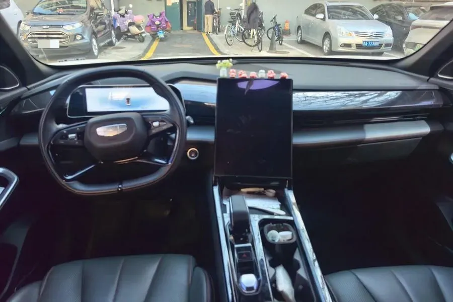 2024 Geely Azkarra 1.5T 181HP L4 7DCT,autocango,china used car exporter,china ev exporter,chinese used car exporter,chinese used ev exporter